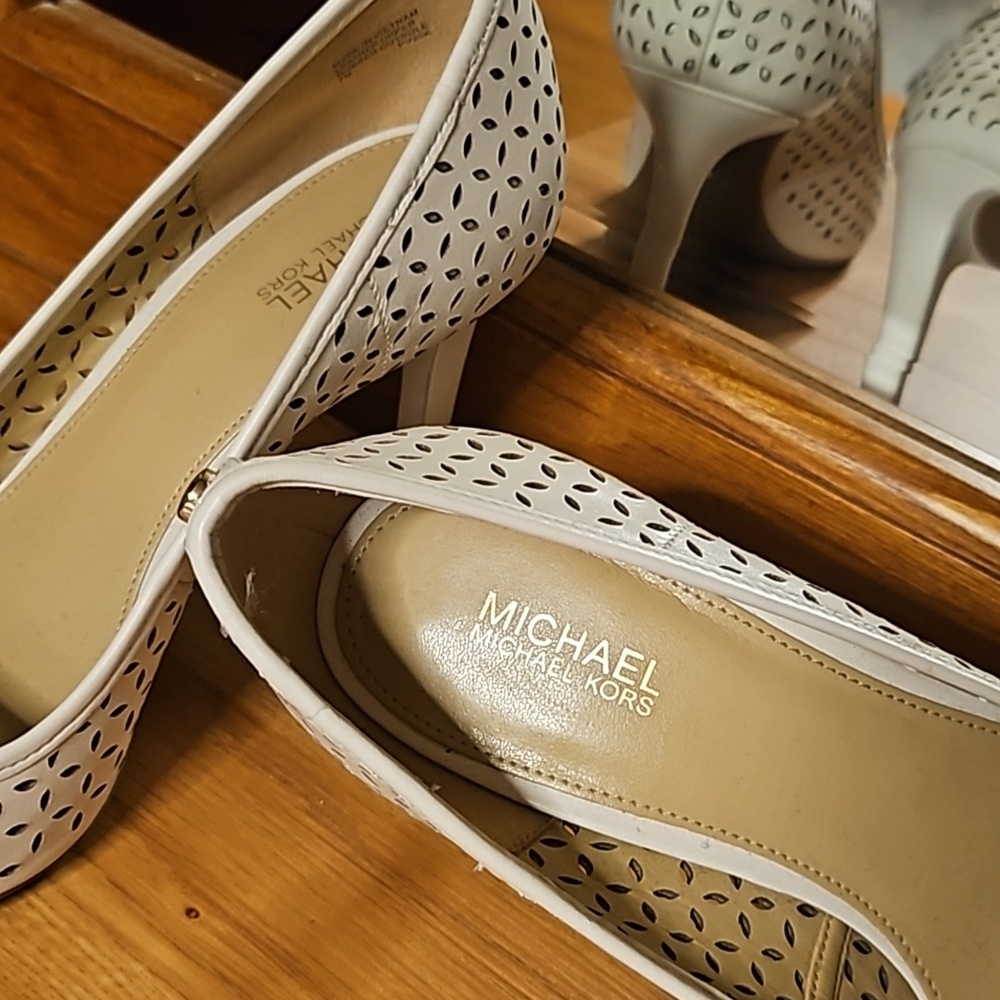 Michael Kors Heels - Picture 2 of 6